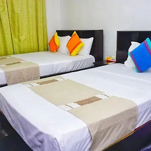 https://lavish-layer-homestay.kandyhotelsnow.com